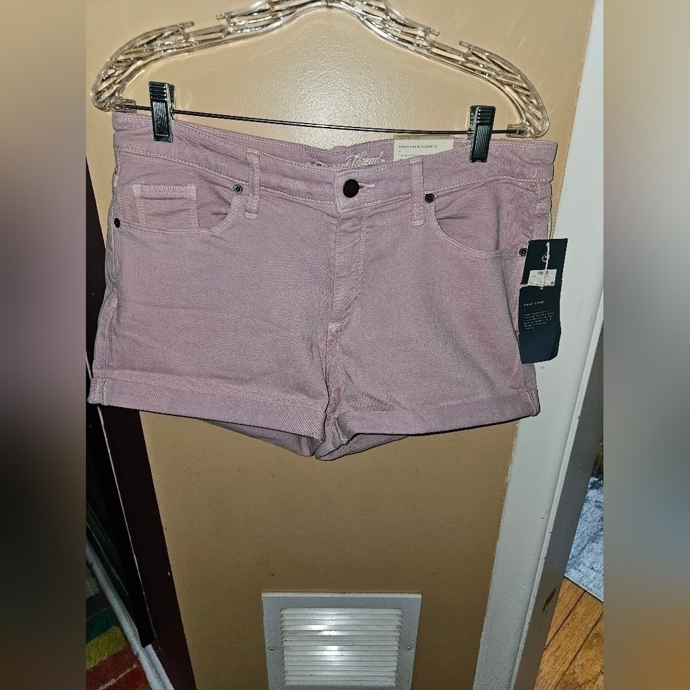 Universal Thread Shorts Women's Size 10 Dusty Rose Mid-rise Jean Shorts "F" NWT